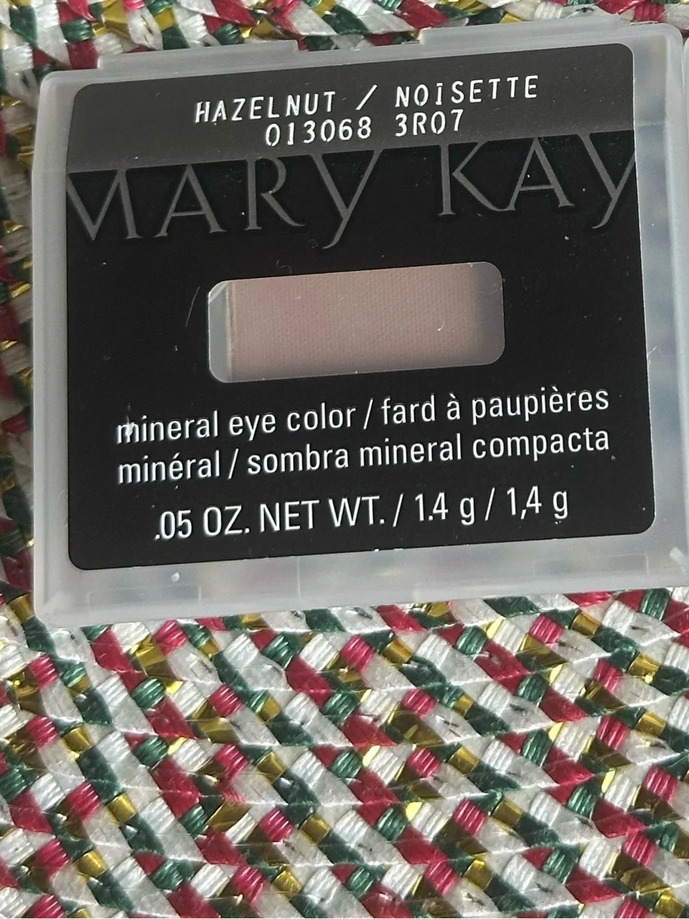 Mary Kay Matte Hazelnut Eyeshadow - Soft Brown, fits in magnetic palette nwt